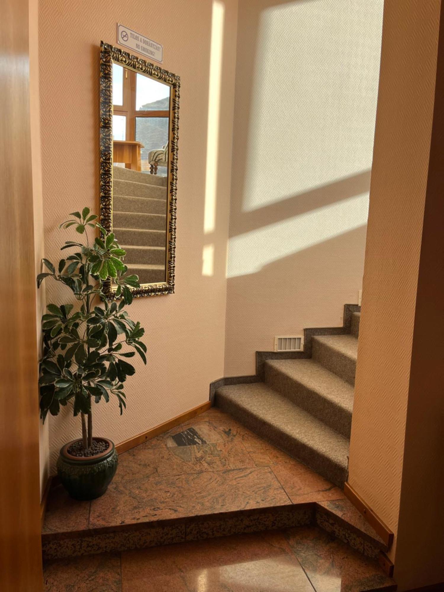 Wagner Vendegudvar Panzio Szombathely Bagian luar foto